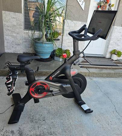 Peloton trainer 1