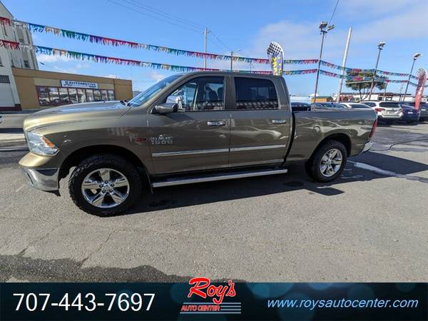 2015 RAM 1500 SLT  4WD - $15,995 (Eureka, CA)63470786603523123