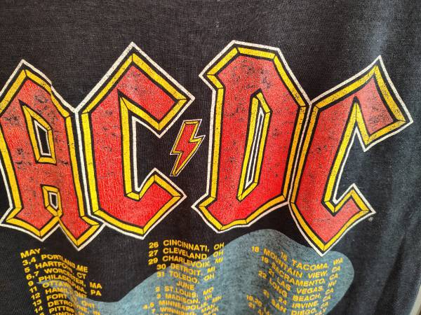 Vintage 1988 AC/DC Heatseeker World Tour T-Shirt - clothing
