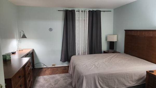 $800 ~ Habitación principal ~ Centro Médico (Hearth Drive)63760507675521122
