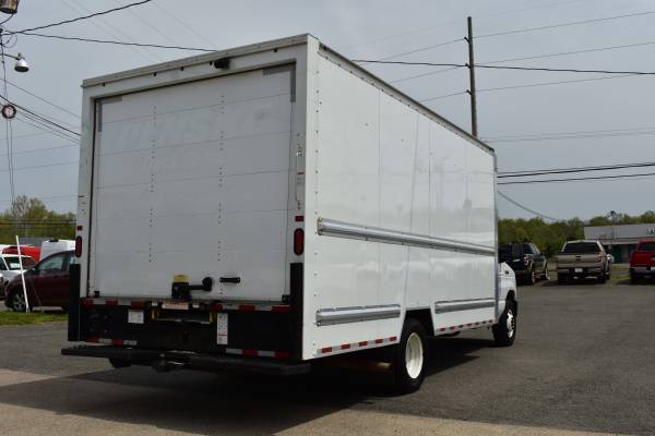 2021 Ford E-Series E-350 SD Commercial/Cutaway/Chassis 138-176 in. WB - $30,995 (Manassas)63616364310017123