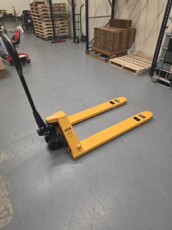 HEAVY-DUTY PALLET JACK / PUMP TRUCK – JUPITER, FL 1