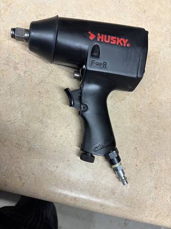 Husky 1/2 Inch Drive Impact Wrench 1