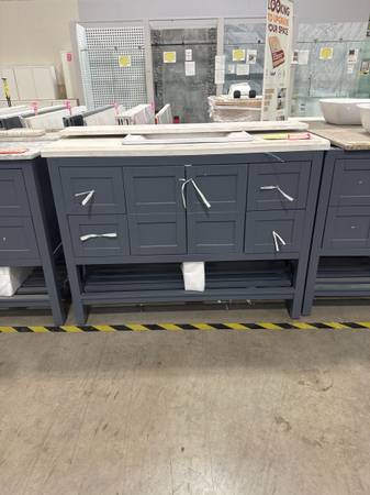 Vanity gris 1