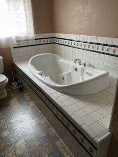 $875,000 / 8br - 4000ft2 - casa grande, múltiples dormitorios, 4 baños, atractivo exterior (Gateway/Parkrose)64218933506435124