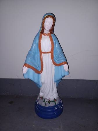 Outdoor Blessed Mother Statue 1