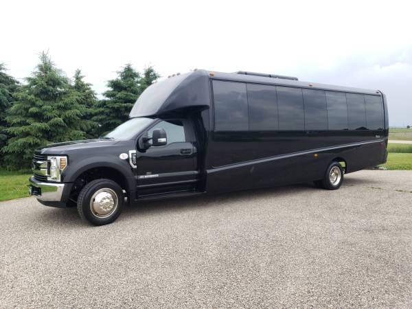 CDL Shuttle Driver – Class A/B + Passenger Endorsement 1
