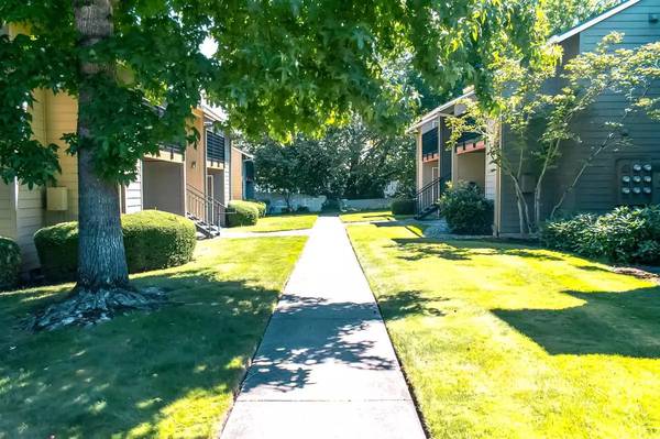$1,550 / 1hab - 626ft2 - Fabuloso de 626 pies cuadrados, 1 habitación, 1 baño. Acceso a autobús y transporte (Portland)63672530256771121