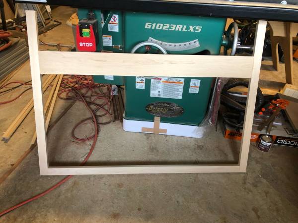 Grizzly G1023RLX5- 10" 3 HP 240V Cabinet Table Saw with 7' Rails 1