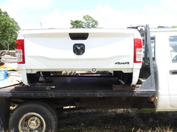 8 ft. Dodge Truck Bed 1