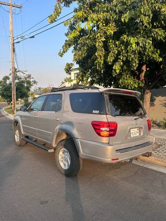 Toyota Sequoia 4WD del 2001, pocos kilómetros - $8.50063440334653187122