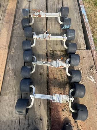 BOAT TRAILER ROLLERS 1
