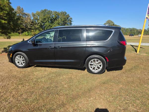 2021 Chrysler Pacifica Touring L 81K 1 Owner Perfect Carfax, Warranty! 1