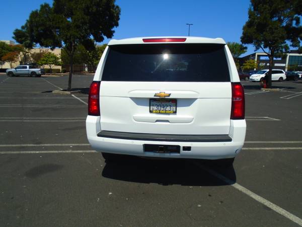 2015 Chevy Tahoe 4X4, un solo dueño - $13,750 (San Leandro)63470897314179123