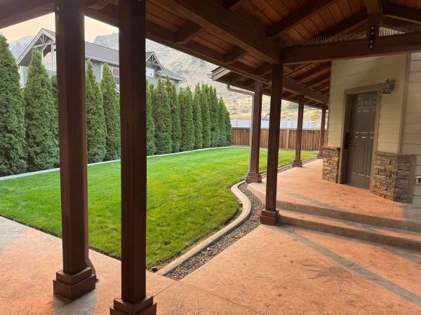 $6,700 / 3br - 2700ft2 - Alquiler de Lujo Frente al Agua – Lugar, Entiat, WA (Entiat)63808971265537124