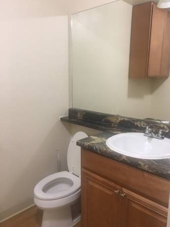 $2,150 / 3br - 1021ft2 - Comfortable 3 BD 1 BA for rent in quiet Anchorage community (Anchorage - Close to JBER)64004785410945123