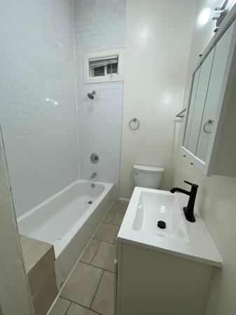 $1,995 / 1br - 1/2 de descuento en el primer mes de alquiler, 1 dormitorio, 1 baño, 1750 10th St Unidad B (oakland west)63668061555201124