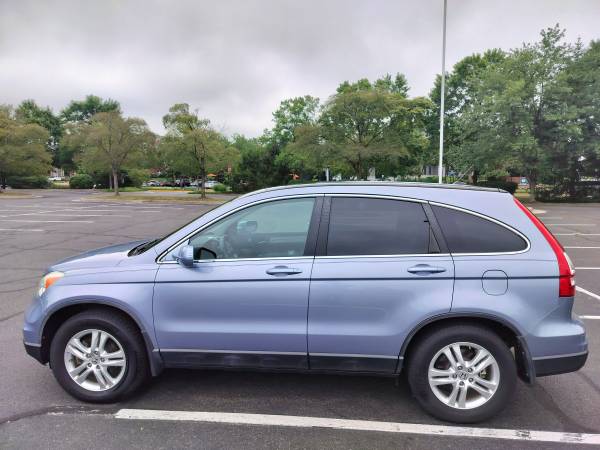 2011 Honda CR-V EX-L SUV 4D - $9,800 (Centreville)63435050068609123