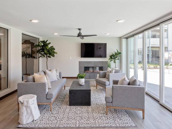 $1,966 / 2br - 825ft2 - 24  hour fitness center, Spacious 1-, 2- and 3- bedroom homes63672529967107120