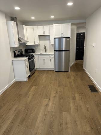 $1,475 / 1br - NEWLY REMODELED ONE BEDROOM APARTMENT AVAILABLE! HIGH END FINISHES! (Sharswood)64046037068546120
