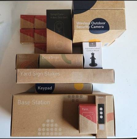 SimpliSafe Home Security System – Multiple Cameras & Sensors 1