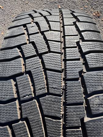 4 235/45/18 Cooper Snow Tires 1