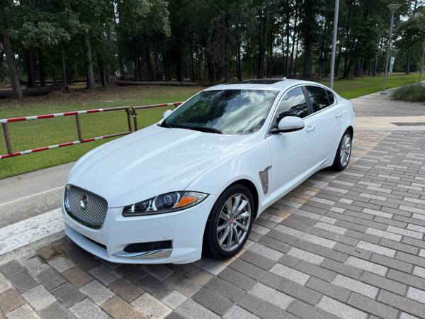 2015 JAGUAR XF PREMIUM 1 OWNER - $11,495 (SPRING)63622466045315124