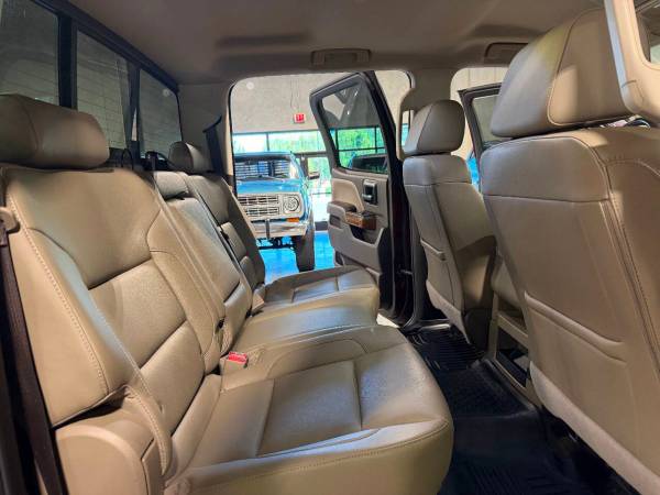 2017 GMC Sierra 2500HD - Photo 12