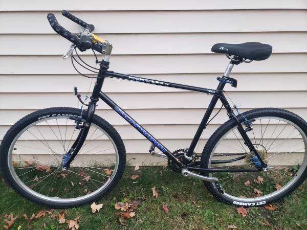 Reconditioned 1996 Schwinn High Sierra Mountain Bike w/19" frame 1