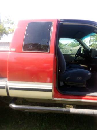 1994 Chevy 1500 step side 4x4 - $4,500 (South tampa)63443697062403121