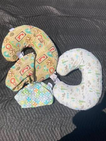 Boppy Nursing Pillows 1
