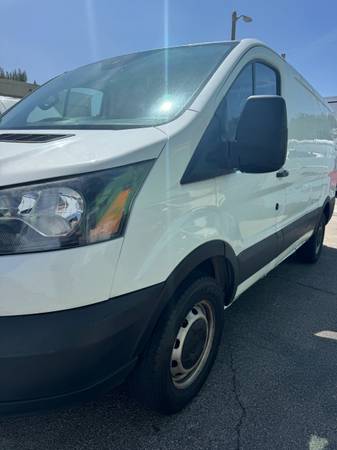 Ford Transit 250 2017 160350 ML- $9,900 (Tujunga) - $9,900 (Tujunga)63436934909441122