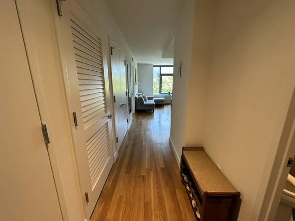 $5,200 / 1br - 670ft2 - 1bd Prime Williamsburg, sublet Nov1 - April1 (Williamsburg)63995970344707124