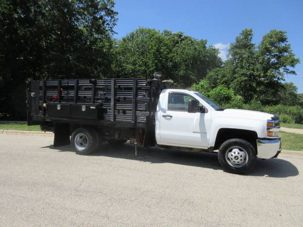 2016 Chevrolet Silverado 3500HD STAKE BODY FLAT BED - LIFTGATE - $15,875 (HIGHLAND PARK)63517767551619124