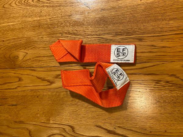 weight training straps grips wrist 1