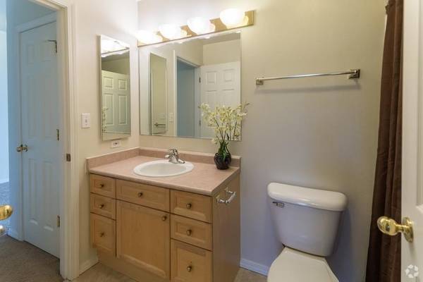 $2,069 / 1br - 880ft2 - Amazing 1 bed 1 bath! Near public transportation and campus (Anchorage - Midtown)64014169910145122