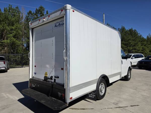 2024 Chevrolet Express 3500 SRW - Photo 6