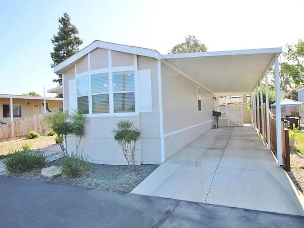 $90,000 / 2br - 816ft2 - 🌟 Open House Thurs! 55+ Modesto Gated Community – 2 Bed/1 Bath (Modesto)63970445552899120