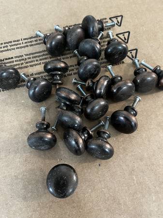 Solid brass rubbed bronze 1" knobs 21 pieces 1