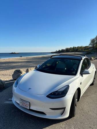 2022 Tesla Model 3 Long Range Mint Perfect Spec White on White W/ Rack - $25,500 (Beverly MA)63486363680641122