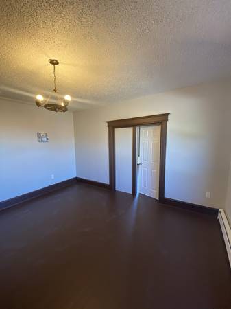 $1295.00 / 2br - 1200ft2 - Cozy 2 Bed 1 Bath Unit in Hartford | Available 10/15 | $1350/mo63989074871683120
