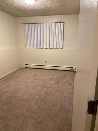 $1,430 / 2br - 746ft2 - We've got the perfect deal for you! Come see our amazing 2 Bd 1 Ba! (Anchorage)63991794384258121