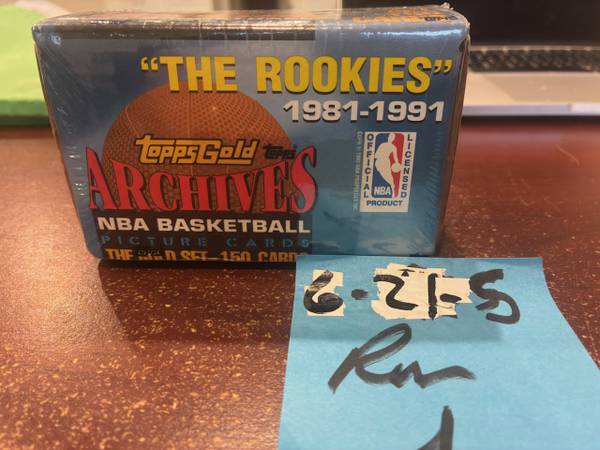 Topps Archives Basketball  1981-1991 "The Rookies" Gold Set (Jordan) 1