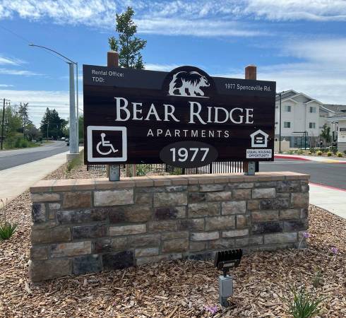Bright, Clean, Spacious, 3x2 Waiting For You $1,445 @ Bear Ridge Apts 1
