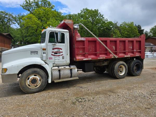 1998 International 9200 - Photo 7