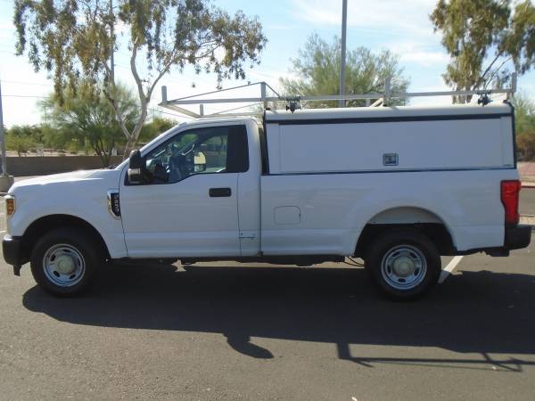 2019 Ford F250 REG CAB - Photo 2