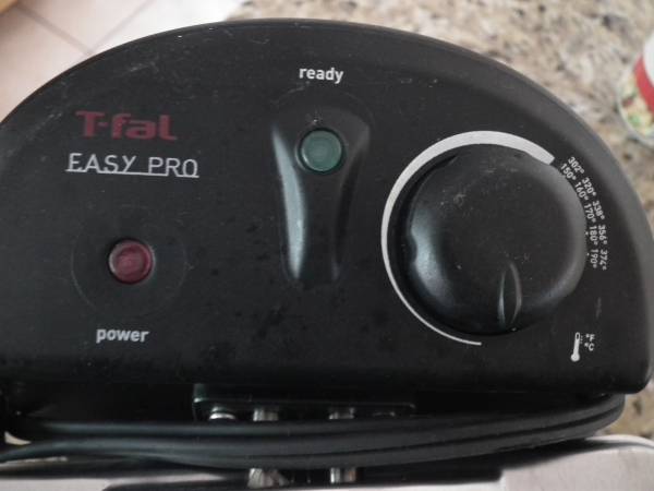 T-Fal Easy Pro Deep Fryer 3.2qt 1