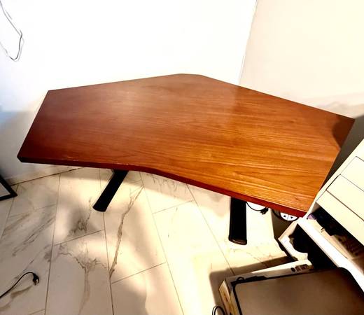 Corner Standing Desk – Solid Wood Top, Electric Height Adjustable 1