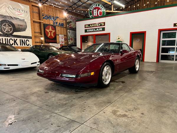 1993 Chevrolet Corvette, 40th Anniversary Edition, LOW 40k Miles, Auto - $16,900 (Seneca, SC - 2hrs from Columbia)63613625261699124