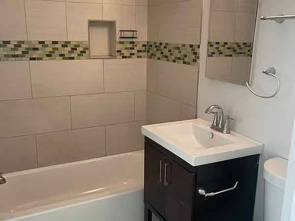 $850 / 3br - 1335ft2 - -+*This home is in great shape and even has a Fenced Backyard-+* (Phoenix, AZ)64024826531458122
